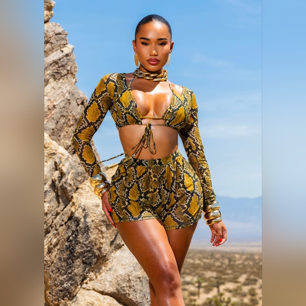 Matte Collection - Eros Cover Up Set - Yellow Python